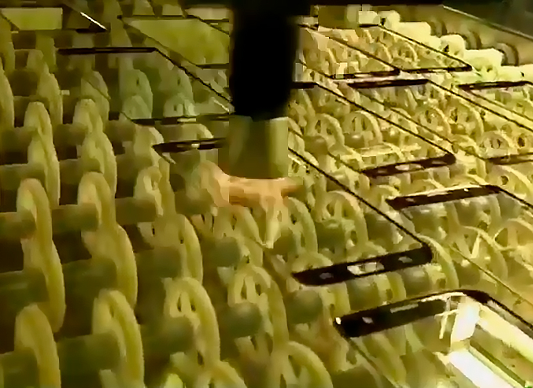 等離子預(yù)處理已成為觸摸屏玻璃在制造中實現(xiàn)可靠數(shù)字化儀附著的關(guān)鍵賦能技術(shù)